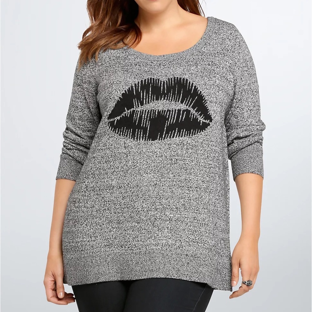 Torrid lips print crew neck sweater 100% cotton Size 3X